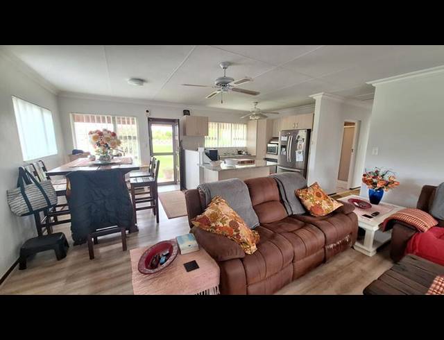 3 BEDROOM HOUSE FOR SALE IN FRAAIUITSIG